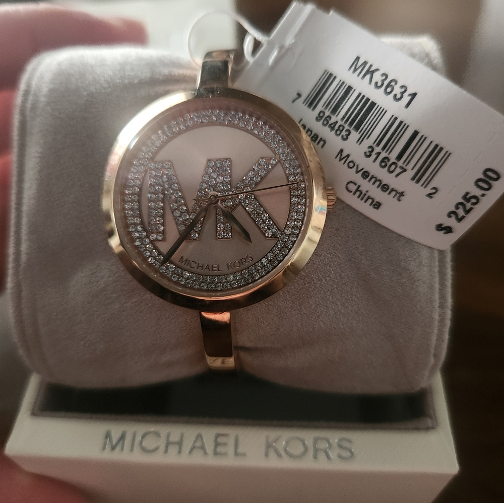 Michael Kors Women's Blakley Gold Tone Stainless Steel Watch MK3631 - Picture 2 of 5